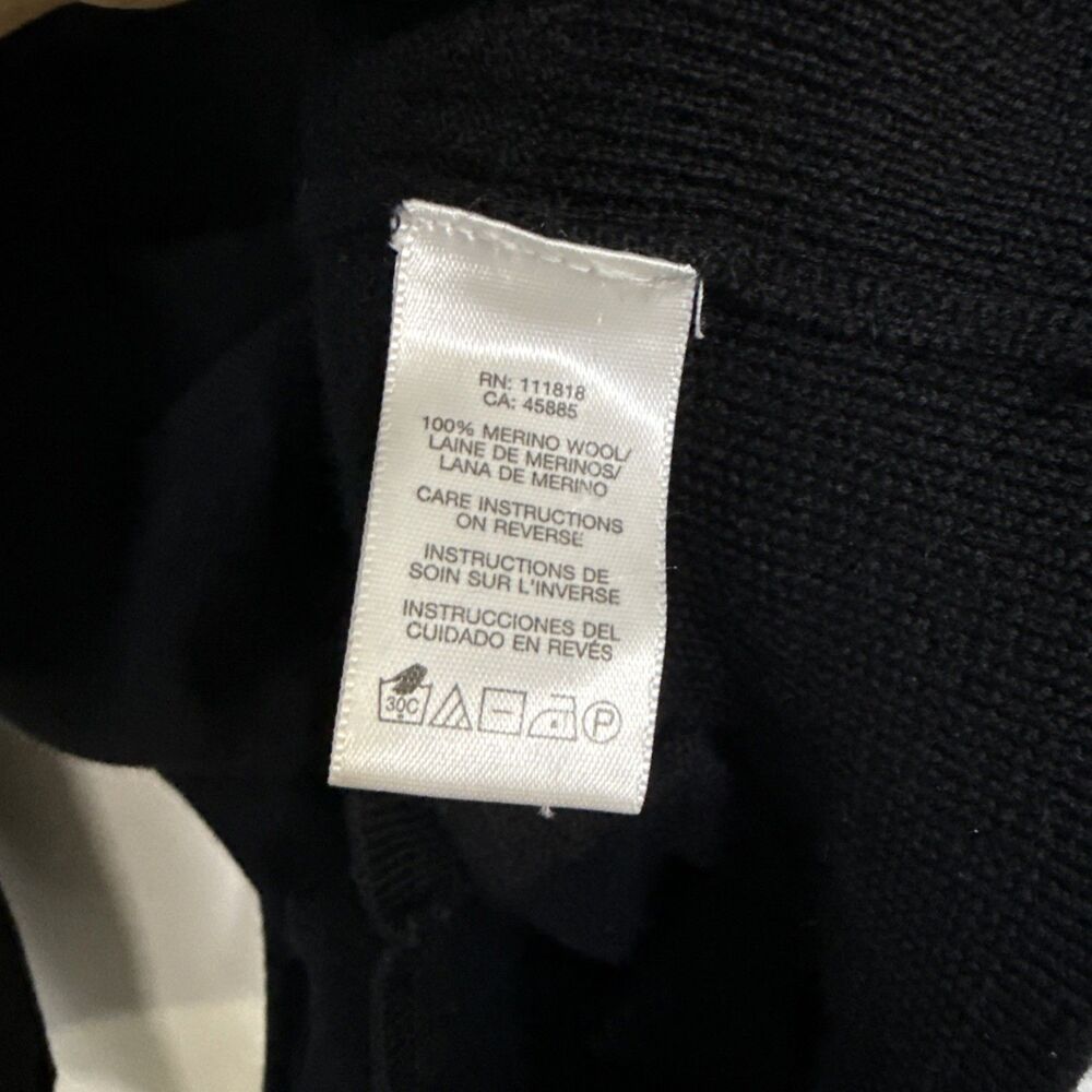 MICHAEL KORS Men's Black Pullover 100% Merino Wool Sweater Size Large 1/4 Zip - Picture 7 of 9